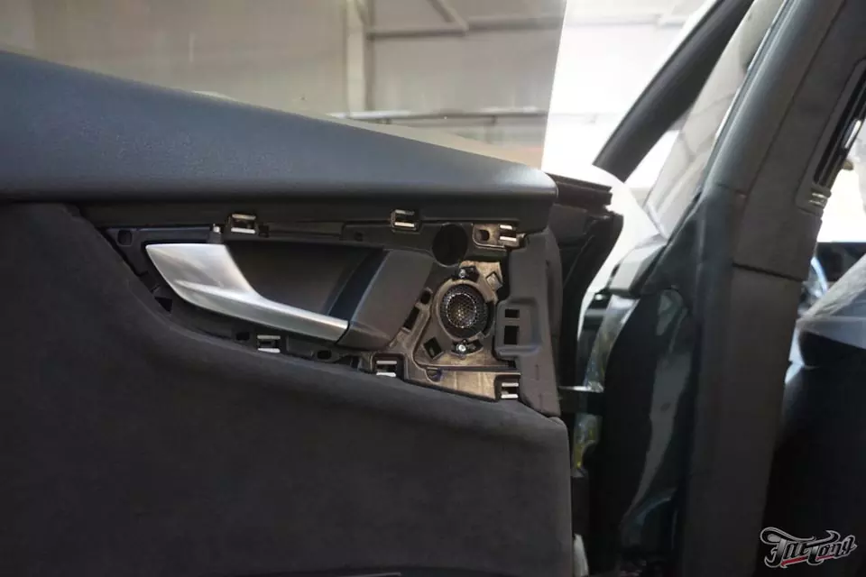 Audi A7. Постройка музыкальной системы взамен штатной и комплексная шумоизоляция салона
